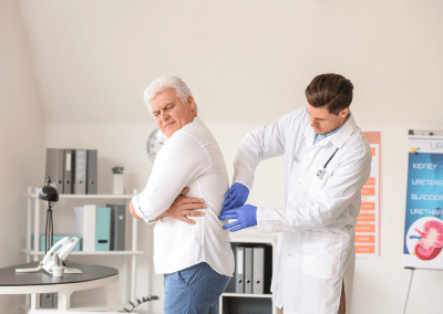 Illustration of kidney infection symptoms and affected area