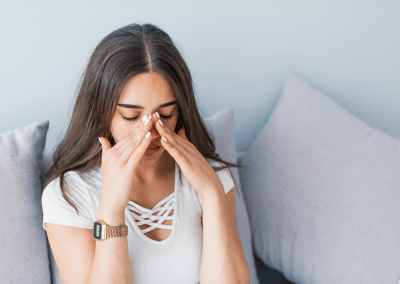 Person with sinus pressure and congestion from sinusitis2